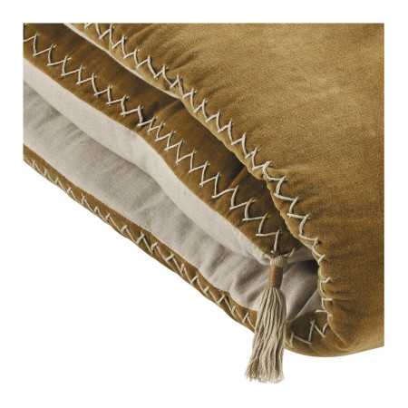 %shop-name%%separator%%product-name%%brand%%category%