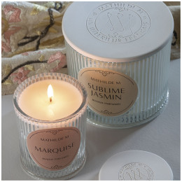 INTERIEUR-DECORATION|Bougie parfumée Les Intemporelles 400 g Sublime JasminMATHILDE MBougie parfumée