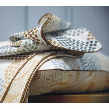 %shop-name%%separator%%product-name%%category%