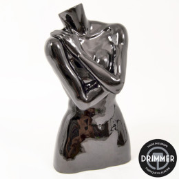INTERIEUR-DECORATION|EVASION buste platine 50cmDRIMMERStatues FunnyEVASION buste platine 50 cm&nbsp; Buste décoratif EVASION platine 50 cm signé Drimmer, sculpture design haut de gamme au style artistique et contemporain. Cet objet de décoration luxueux apporte une touche d’élégance, de raffinement et de caractère à votre intérieur. Idéal pour sublimer un salon, une entrée ou une console, ce buste platine s’impose comme une pièce forte de décoration intérieure, parfaite pour un univers chic, moderne ou arty.&nbsp;&nbsp;