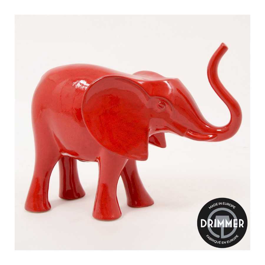 INTERIEUR-DECORATION|EVASION éléphant rouge 45 cmDRIMMERStatues FunnyEVASION éléphant rouge 45 cm Éléphant décoratif EVASION rouge 45 cm, sculpture design au style élégant et contemporain. Véritable objet de décoration haut de gamme, cet éléphant rouge apporte une touche de prestige, de raffinement et d’exotisme à votre intérieur. Idéal pour sublimer un salon, une entrée ou une console, il s’intègre parfaitement dans une décoration chic, moderne ou ethnique luxe.