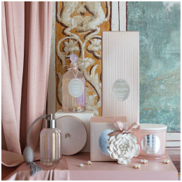 INTERIEUR-DECORATION|Diffuseur Vanille dorée Les Intemporelles 200 mlMATHILDE MDiffuseur d'intérieur