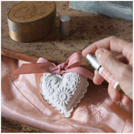 INTERIEUR-DECORATION|Concentré de parfum d'ambiance Rose Élixir Les Intemporelles 4 mlMATHILDE MDiffuseur + brume