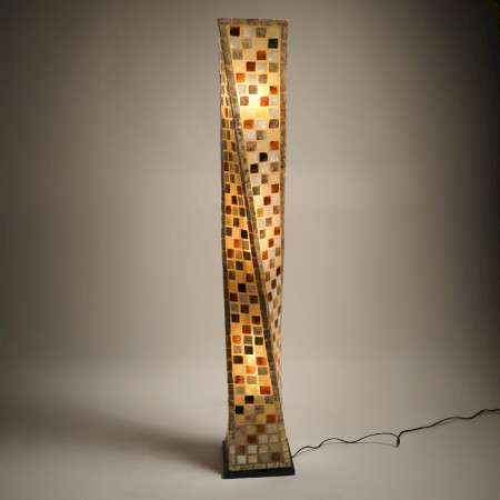 INTERIEUR-DECORATION|XANIO lampadaire 150 cmDRIMMERLampadairesXANIO lampadaire 150 cm Le XANIO lampadaire 150 cm est une pièce lumineuse au design contemporain qui structure élégamment votre espace. Avec sa hauteur de 150 cm, il apporte une présence équilibrée et devient un véritable élément décoratif dans votre salon, votre bureau ou votre chambre. Son style moderne s’intègre parfaitement dans un intérieur épuré, chic ou minimaliste. Placé près d’un canapé, d’un fauteuil ou dans un angle de pièce, le lampadaire XANIO diffuse une lumière douce et agréable, idéale pour créer une atmosphère chaleureuse et accueillante. À la fois fonctionnel et esthétique, il permet d’apporter un éclairage d’appoint efficace tout en valorisant votre décoration. Sa silhouette élancée et harmonieuse donne de la verticalité à la pièce et accentue l’effet contemporain de votre aménagement.Le XANIO lampadaire 150 cm est le choix parfait pour ceux qui recherchent un luminaire design capable de sublimer leur intérieur avec élégance.