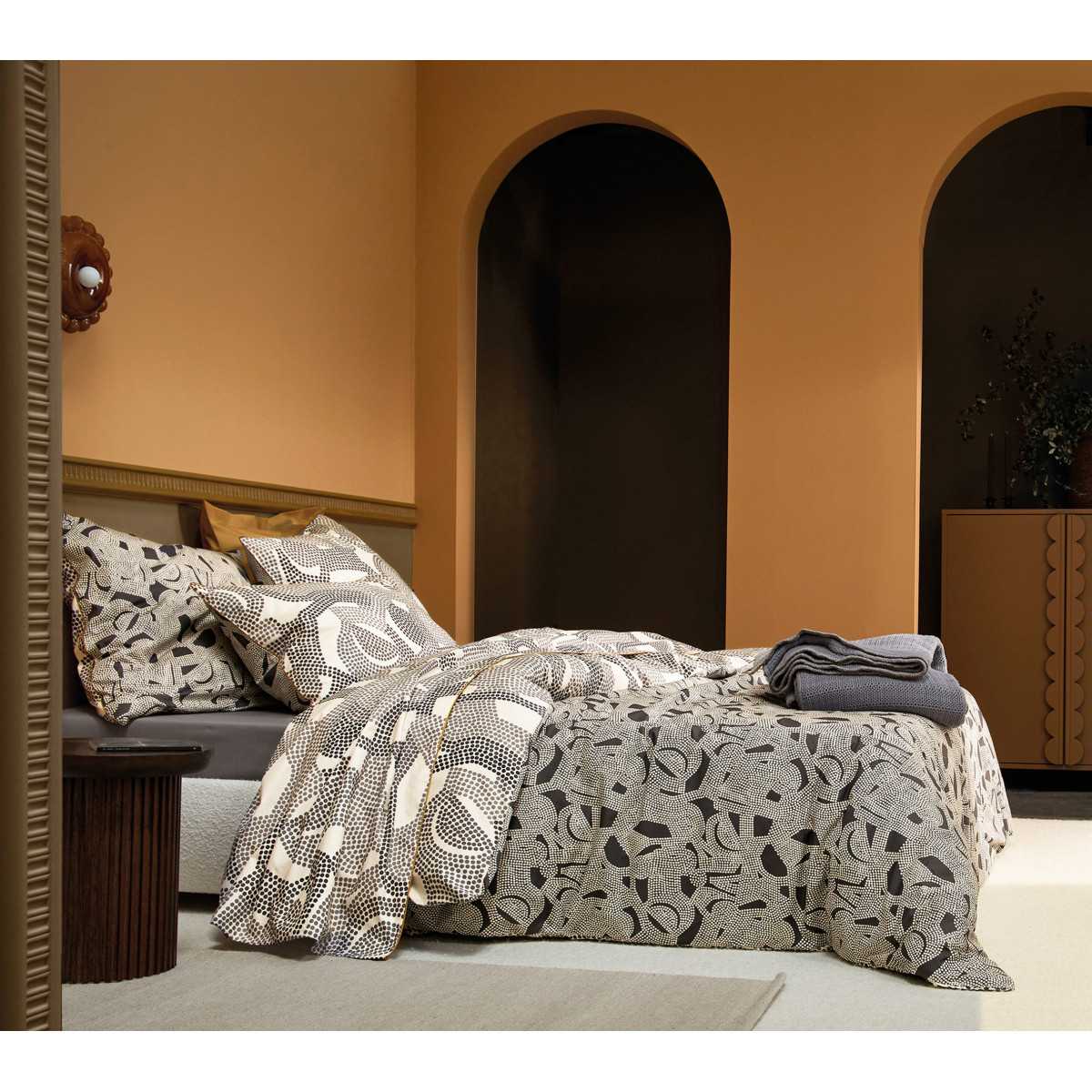 %shop-name%%separator%%category-name%