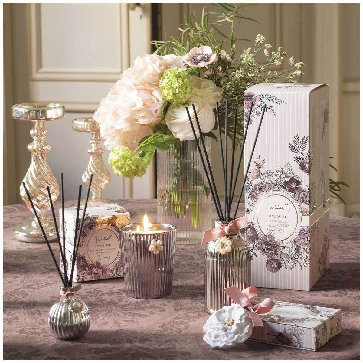 Category Candle + mist - Bougie personnalisée : Candle and room spray box Escale à Sintra - Fleur de Coton , Candle and room ...